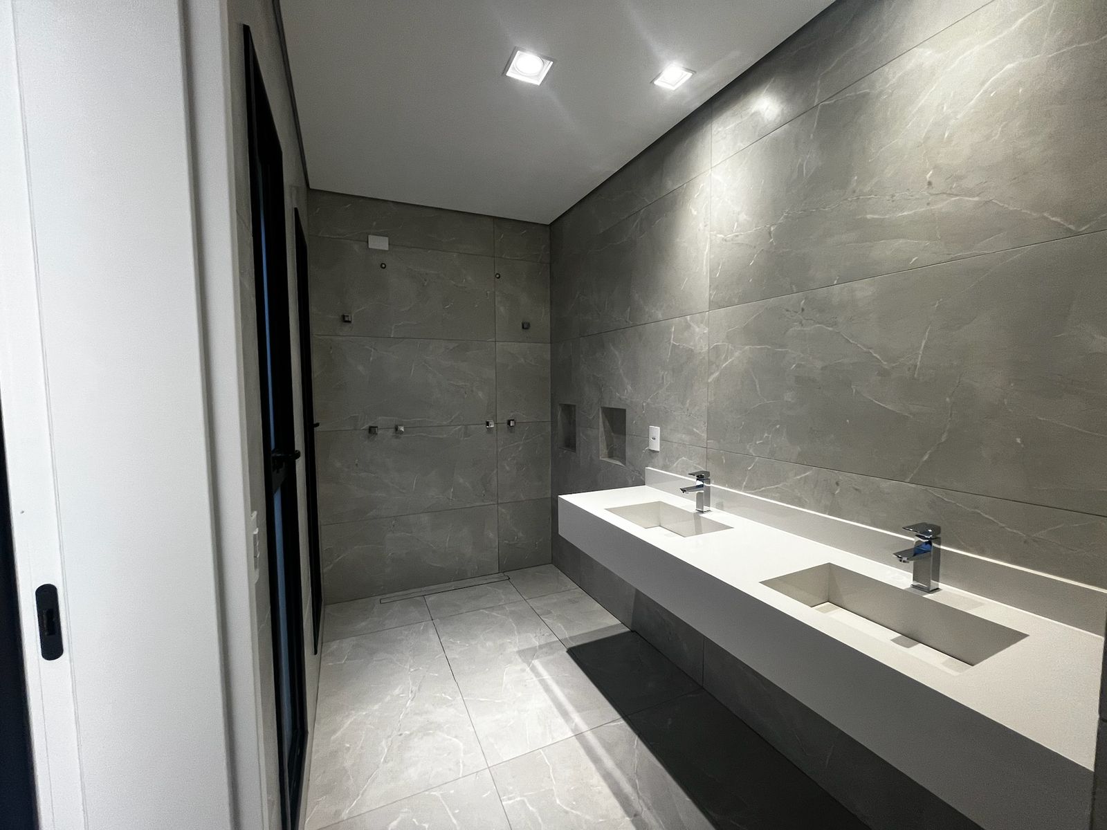 Casa com 3 dormit&oacute;rios &agrave; venda,330 m&sup2; - Alphaville Nova Esplanada - Votorantim - SP Alameda Nova Zelândia Votorantim - 