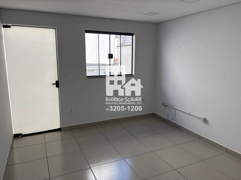 Sala Comercial – Andar Superior da Elektro - Rua Cel Bento Pires  Tatuí - 