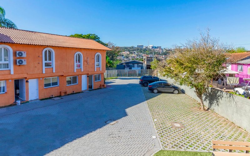 Casa em Condomínio Toscana 1 suíte 47m² Banco da Província Porto Alegre - 