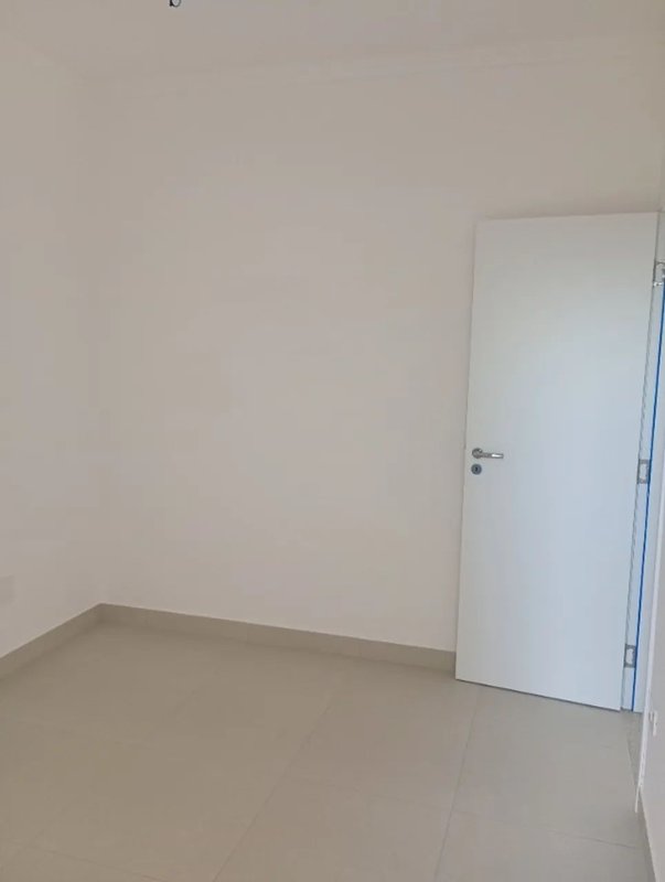 Apartamento à Venda – Boqueirão, Praia Grande/SP Rua Marília Praia Grande - 