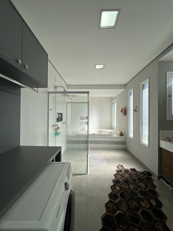 Casa de Alto Padrão à Venda no Condomínio Fazenda Imperial – Sorocaba/SP Rua Professor Doutor Orlando Bastos Sorocaba - 