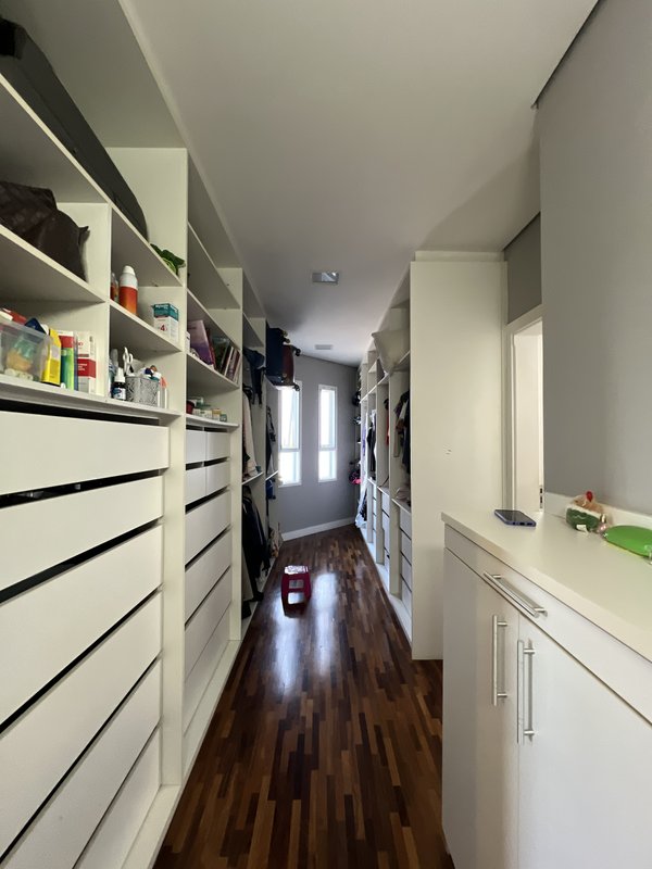 Casa de Alto Padrão à Venda no Condomínio Fazenda Imperial – Sorocaba/SP Rua Professor Doutor Orlando Bastos Sorocaba - 