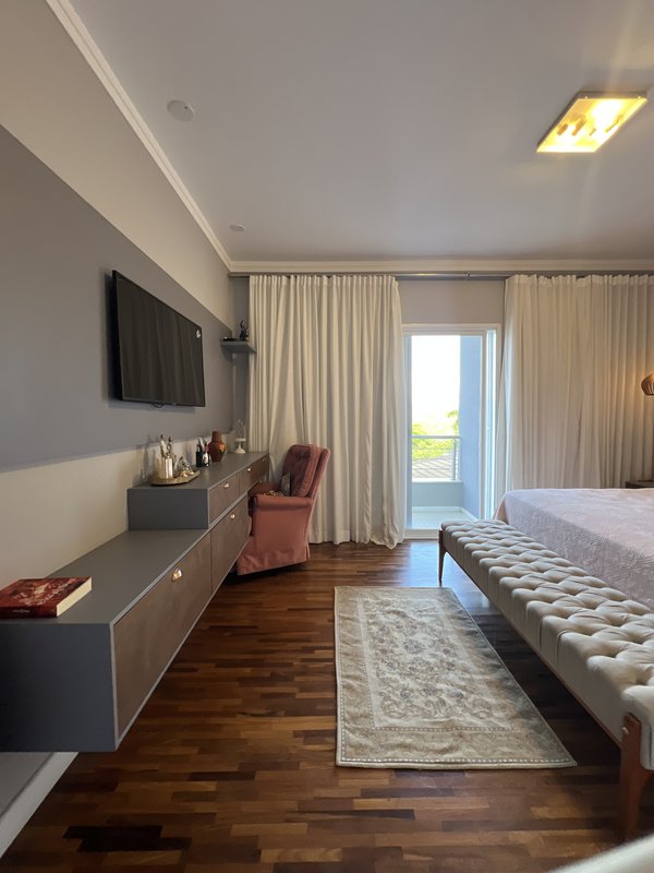 Casa de Alto Padrão à Venda no Condomínio Fazenda Imperial – Sorocaba/SP Rua Professor Doutor Orlando Bastos Sorocaba - 