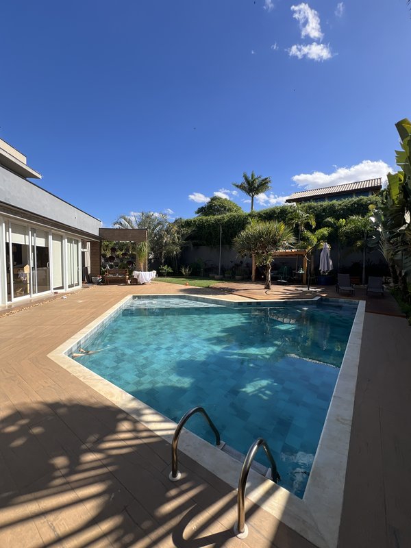 Casa de Alto Padrão à Venda no Condomínio Fazenda Imperial – Sorocaba/SP Rua Professor Doutor Orlando Bastos Sorocaba - 