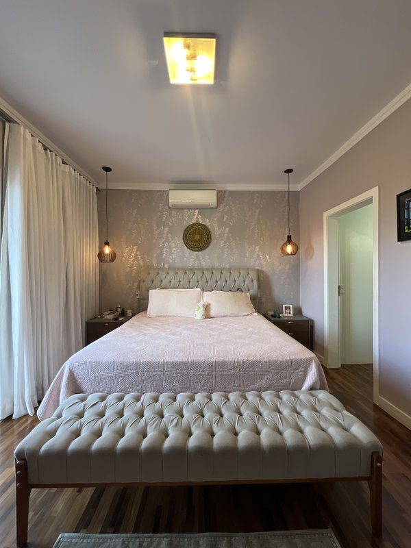 Casa de Alto Padrão à Venda no Condomínio Fazenda Imperial – Sorocaba/SP Rua Professor Doutor Orlando Bastos Sorocaba - 