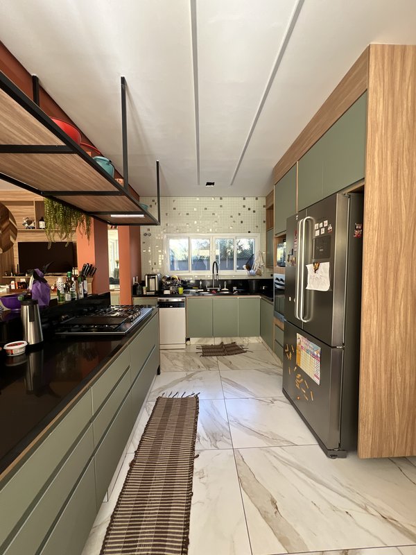 Casa de Alto Padrão à Venda no Condomínio Fazenda Imperial – Sorocaba/SP Rua Professor Doutor Orlando Bastos Sorocaba - 