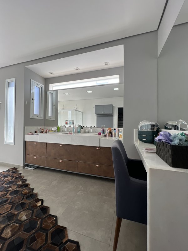 Casa de Alto Padrão à Venda no Condomínio Fazenda Imperial – Sorocaba/SP Rua Professor Doutor Orlando Bastos Sorocaba - 