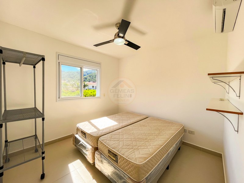 Casa em Condomínio na Praia de Juquehy - LOCAÇÃO ANUAL  São Sebastião - 