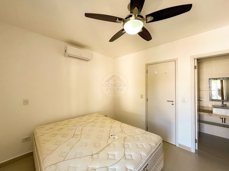 Casa em Condomínio na Praia de Juquehy - LOCAÇÃO ANUAL  São Sebastião - 