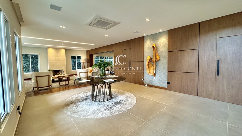 🏡 Casa de Alto Padrão com 5 Suítes à venda no Tamboré 1 - Alphaville - Barueri - SP  Barueri - 