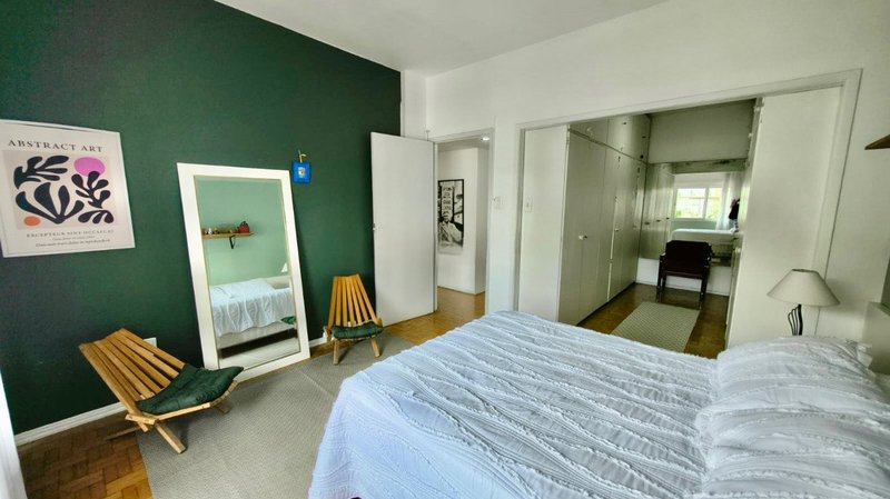 R$ 550.000 - BELO APARTAMENTO - 112M2 - 3 DORM - MOBILIADO Rua Giordano Bruno Porto Alegre - 