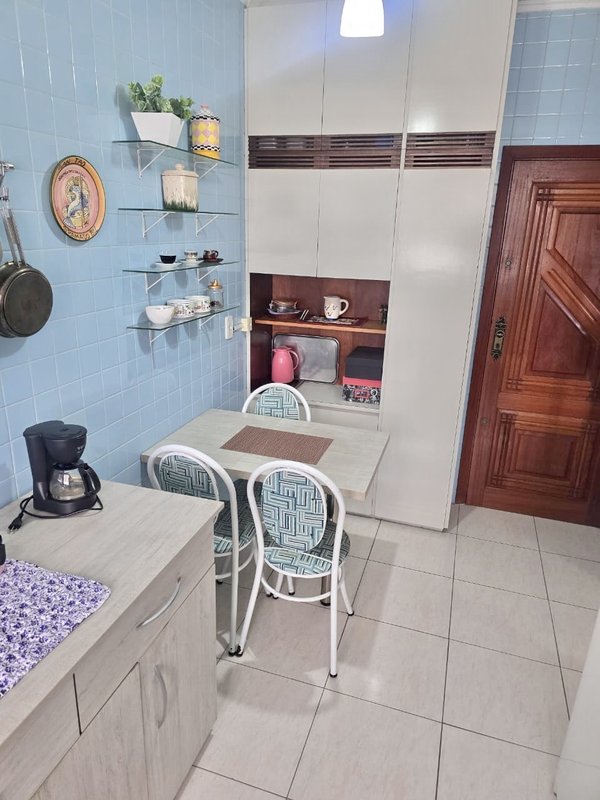 R$ 550.000 - BELO APARTAMENTO - 112M2 - 3 DORM - MOBILIADO Rua Giordano Bruno Porto Alegre - 