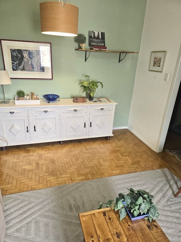 R$ 550.000 - BELO APARTAMENTO - 112M2 - 3 DORM - MOBILIADO Rua Giordano Bruno Porto Alegre - 