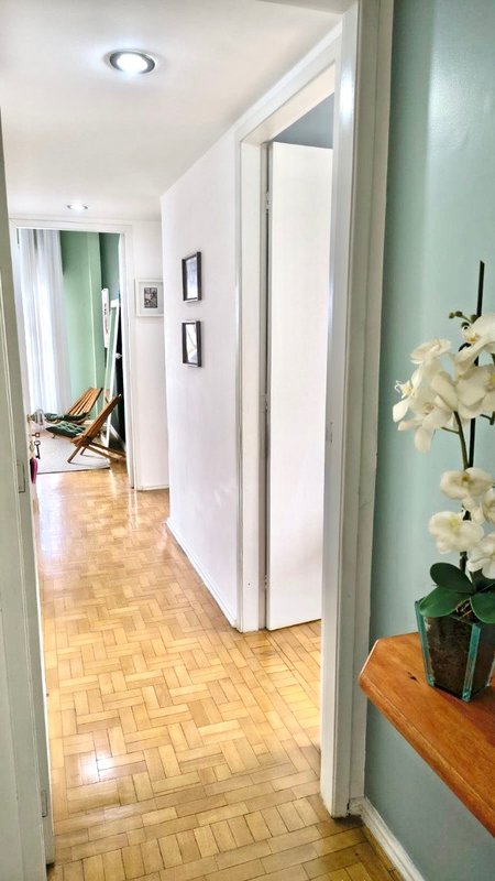 R$ 550.000 - BELO APARTAMENTO - 112M2 - 3 DORM - MOBILIADO Rua Giordano Bruno Porto Alegre - 