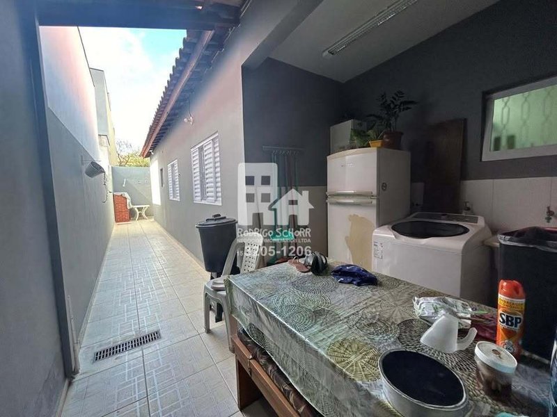 🏡 Casa à Venda e Locação – Bairro Santa Cruz, Tatuí/SP  Tatuí - 