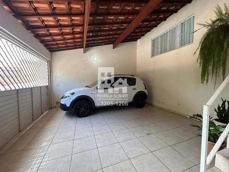 🏡 Casa à Venda e Locação – Bairro Santa Cruz, Tatuí/SP  Tatuí - 
