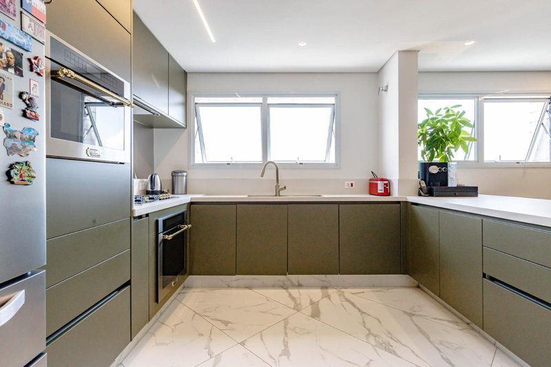 ✨COBERTURA REFORMADA À VENDA – JARDINS | GESTÃO EXCLUSIVA ✨ Rua Bela Cintra São Paulo - 