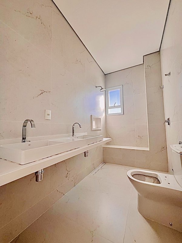 Residência Nova e Sofisticada à Venda no Alphaville Nova Esplanada 3 – Votorantim/SP Alameda Londres Votorantim - 