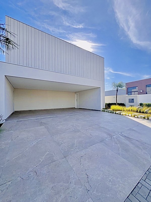 Residência Nova e Sofisticada à Venda no Alphaville Nova Esplanada 3 – Votorantim/SP Alameda Londres Votorantim - 