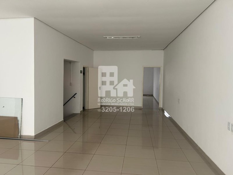 🏢 Ponto Comercial para Locação – Rua Coronel Lucio Seabra, Tatuí/SP  Tatuí - 