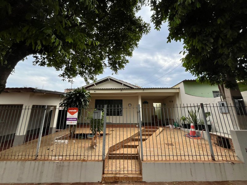 Casa no São José Rua Nelson de Oliveira Guimarães SANTA CRUZ DO RIO PARDO - 