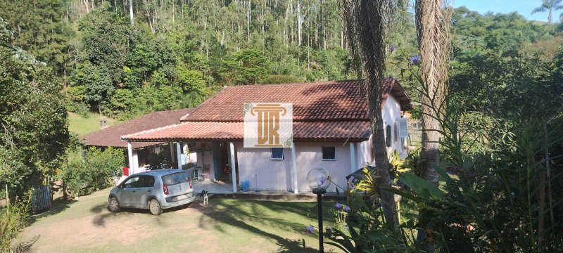 Sitio de 5 hectares em São José dos Campos -SP  São José dos Campos - 