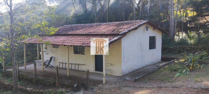 Sitio de 5 hectares em São José dos Campos -SP  São José dos Campos - 