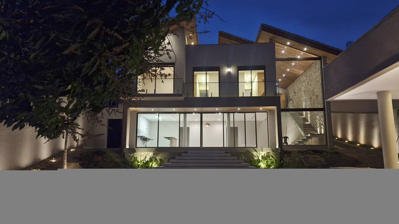  ✨Residência Contemporânea (Nova) em Terreno Privilegiado ✨ Rua Padre Antônio Ferreira Prestes Sorocaba - 