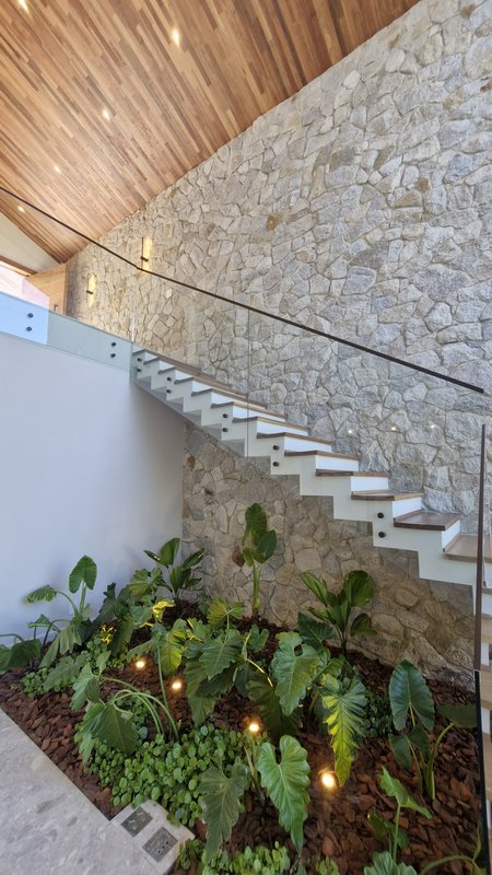  ✨Residência Contemporânea (Nova) em Terreno Privilegiado ✨ Rua Padre Antônio Ferreira Prestes Sorocaba - 