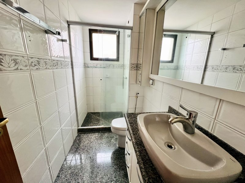 R$ 1.500.000 - APARTAMENTO - 174M2 - 3 DORM - SUÍTE - SACADÕES - DEPENDÊNCIA - 2 VAGAS Avenida Bagé Porto Alegre - 