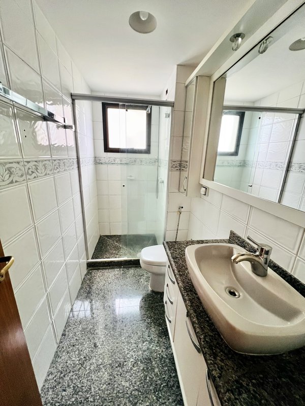 R$ 1.500.000 - APARTAMENTO - 174M2 - 3 DORM - SUÍTE - SACADÕES - DEPENDÊNCIA - 2 VAGAS Avenida Bagé Porto Alegre - 