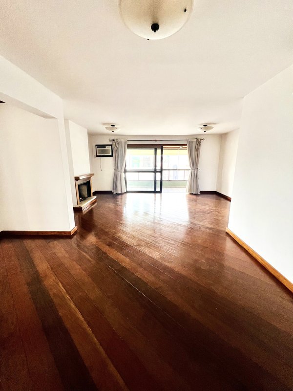 R$ 1.500.000 - APARTAMENTO - 174M2 - 3 DORM - SUÍTE - SACADÕES - DEPENDÊNCIA - 2 VAGAS Avenida Bagé Porto Alegre - 
