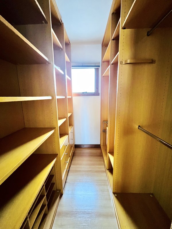 R$ 1.500.000 - APARTAMENTO - 174M2 - 3 DORM - SUÍTE - SACADÕES - DEPENDÊNCIA - 2 VAGAS Avenida Bagé Porto Alegre - 