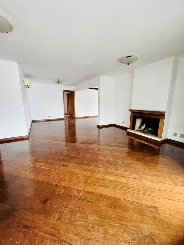 R$ 1.500.000 - APARTAMENTO - 174M2 - 3 DORM - SUÍTE - SACADÕES - DEPENDÊNCIA - 2 VAGAS Avenida Bagé Porto Alegre - 