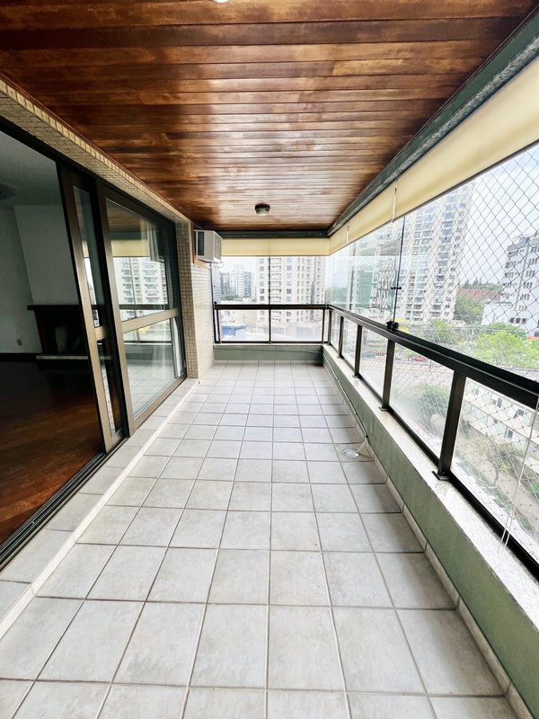 R$ 1.500.000 - APARTAMENTO - 174M2 - 3 DORM - SUÍTE - SACADÕES - DEPENDÊNCIA - 2 VAGAS Avenida Bagé Porto Alegre - 