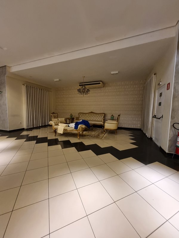 ALUGA-SE IMÓVEL COMERCIAL MONOUSUÁRIO - 2100M2 - 60 VAGAS - EXCELENTE LOCALIZAÇÃO! Rua Clélia São Paulo - 