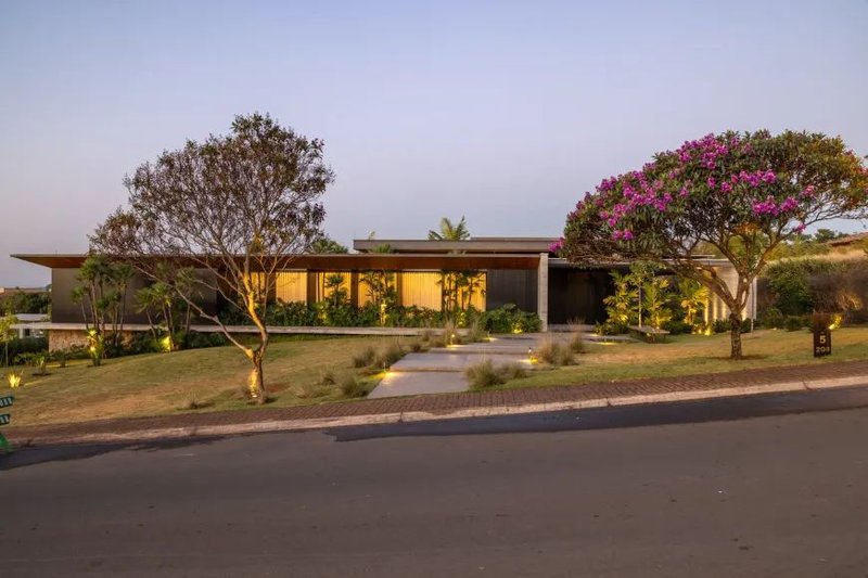 Residência Contemporânea à Venda – Fazenda da Grama | Bragança Paulista Avenida Fazenda da Grama Itupeva - 