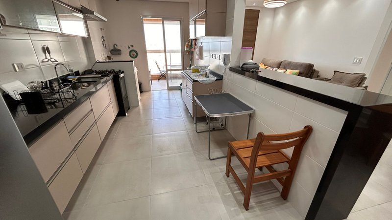 APARTAMENTO À VENDA – VISTA MAR – 91M2 – 2 SUÍTES – 2 VAGAS DEMARCADAS Rua Caribas Praia Grande - 