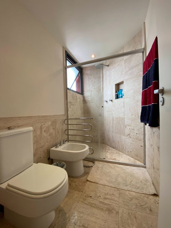 ALUGO LINDO APARTAMENTO 82M2 - MOBILIADO - ALTO PADRÃO - TIPO FLAT Rua Francisco Leitão São Paulo - 