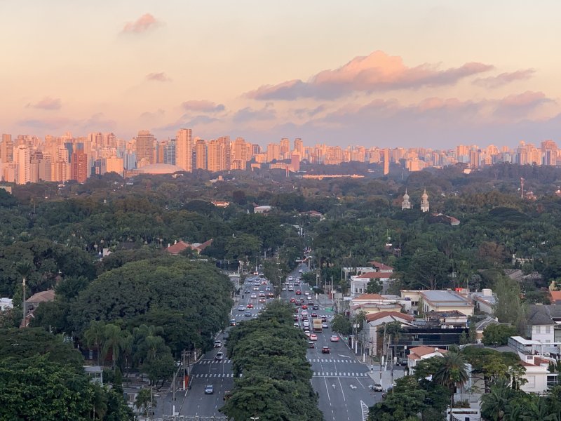 ALUGO LINDO APARTAMENTO 82M2 - MOBILIADO - ALTO PADRÃO - TIPO FLAT Rua Francisco Leitão São Paulo - 