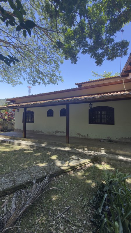 🏠 Casa espetacular em condomínio fechado com lazer e segurança com 4 dormitórios Rua C Guapimirim - 