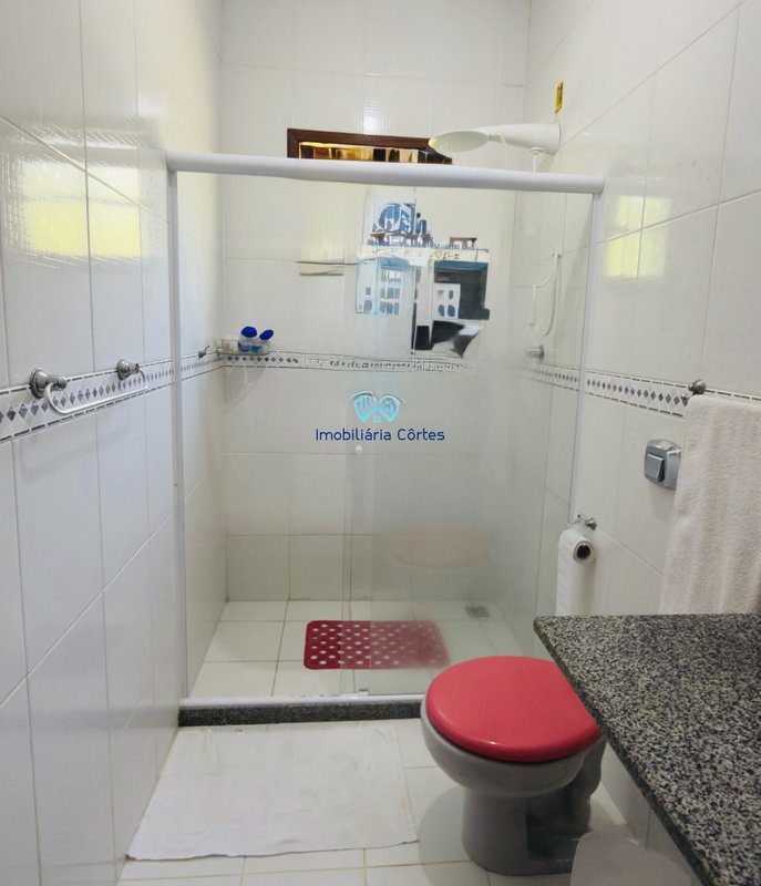 🏡 Casa aconchegante com 3 dormitórios em condomínio fechado! Rua C Guapimirim - 