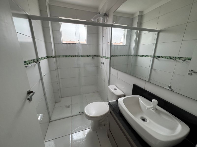 Apartamento no Cond. Jardim Itália Rua Marechal Floriano Peixoto Timbó - 