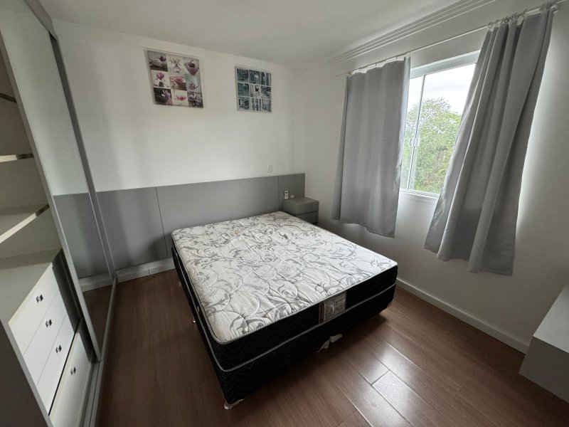 Apartamento no Cond. Jardim Itália Rua Marechal Floriano Peixoto Timbó - 