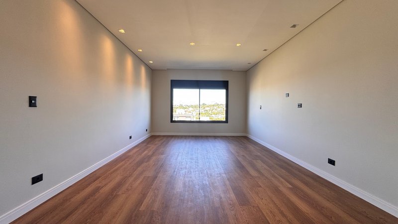 Sobrado em condom&iacute;nio 4 su&iacute;tes + &aacute;rea gourmet  Arujá - 