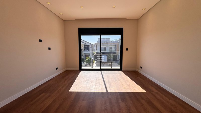 Sobrado em condom&iacute;nio 4 su&iacute;tes + &aacute;rea gourmet  Arujá - 