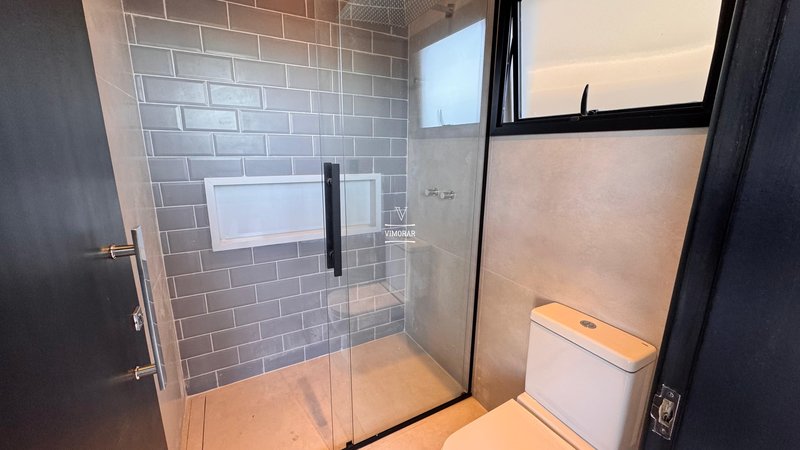 Sobrado em condom&iacute;nio 4 su&iacute;tes + &aacute;rea gourmet  Arujá - 