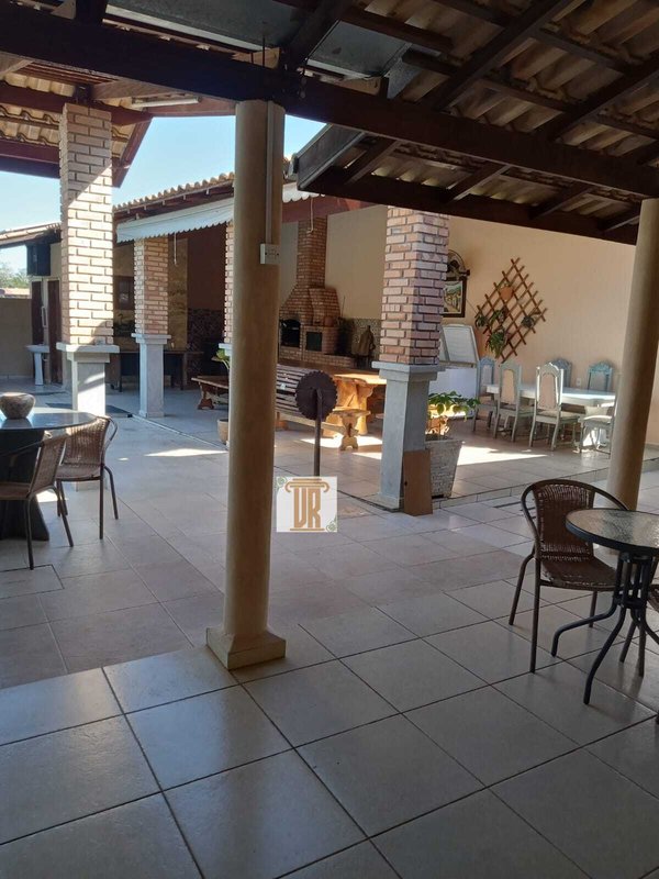 Chácara em Caçapava com 33.200m com Piscina, Área Gourmet e Área de Festas  Caçapava - 