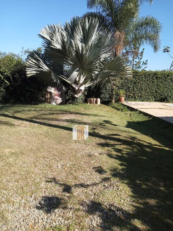 Chácara em Caçapava com 33.200m com Piscina, Área Gourmet e Área de Festas  Caçapava - 