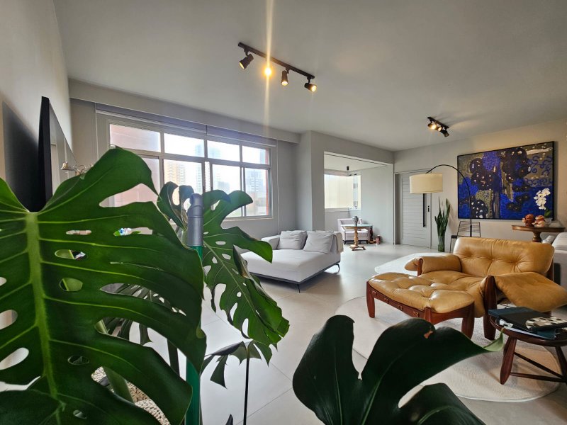 APARTAMENTO NASCENTE 4 QUARTOS 2 SUÍTES CLOSET LAVABO 2 GARAGENS À VENDA NA BARRA! Avenida Princesa Isabel Salvador - 